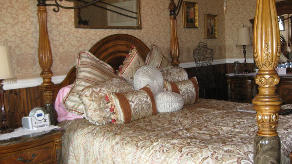 Angel Of The Sea Bed And Breakfast Cape May Exterior photo