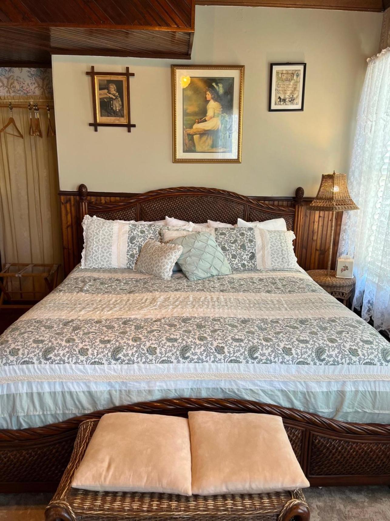 Angel Of The Sea Bed And Breakfast Cape May Exterior photo