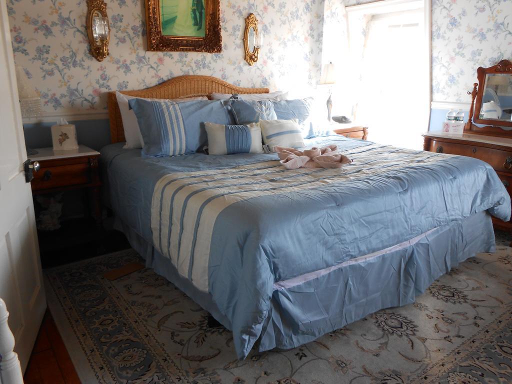 Angel Of The Sea Bed And Breakfast Cape May Exterior photo